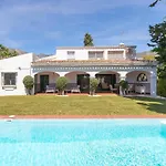 Tres Almendros * Marbella