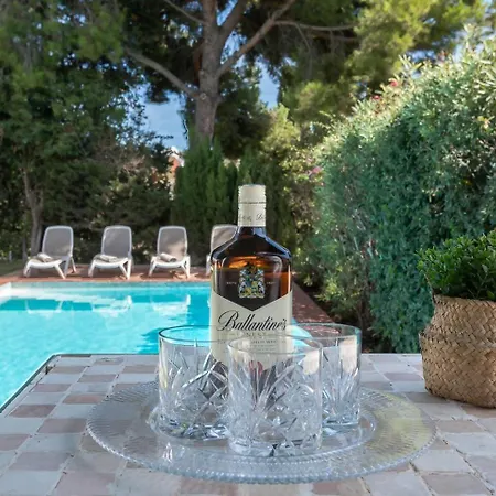 Tres Almendros Villa Marbella