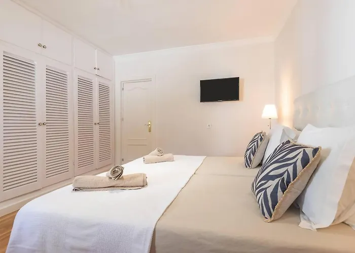 Tres Almendros * Marbella