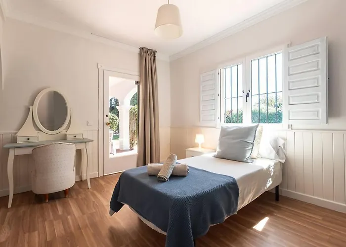 Tres Almendros Willa